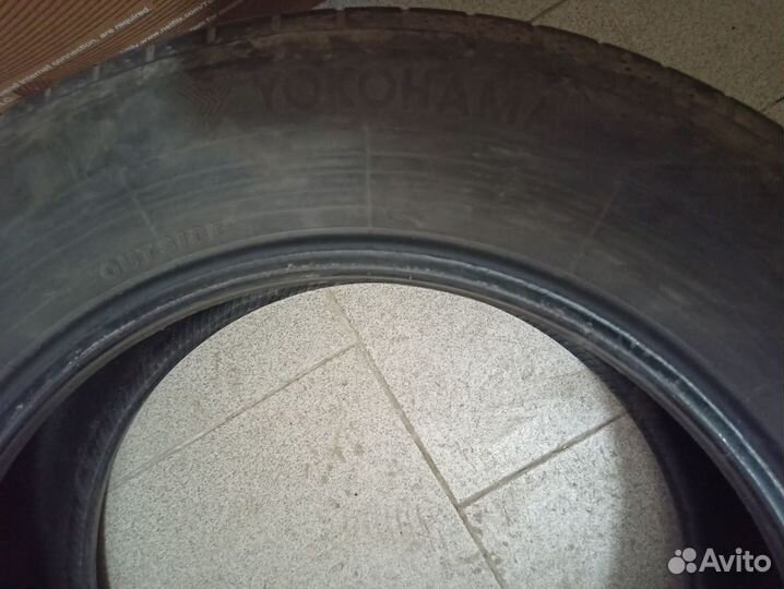 Yokohama 104ZR 215/65 R17