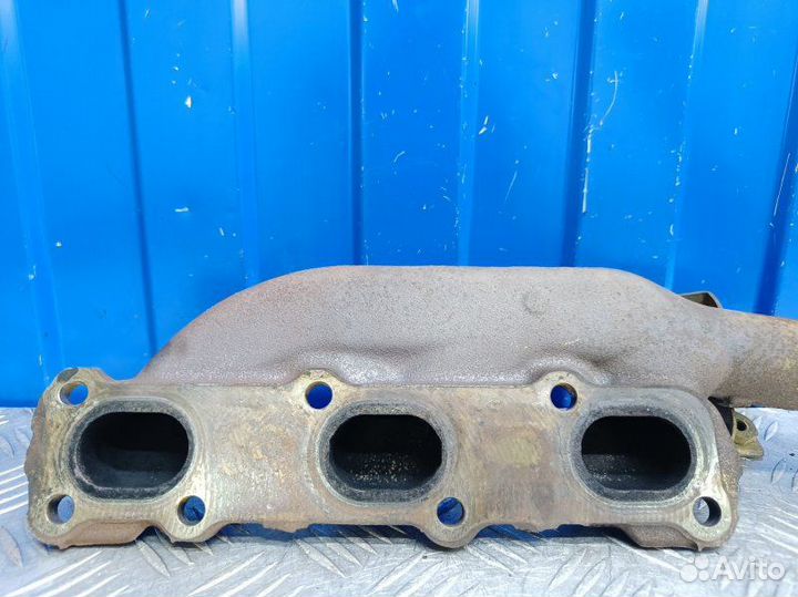 Коллектор выпускной правый Jeep Grand Cherokee WK2