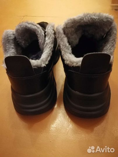 Кроссовки мужские