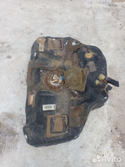 Бензобак (бак топливный) Mazda 6 Gg