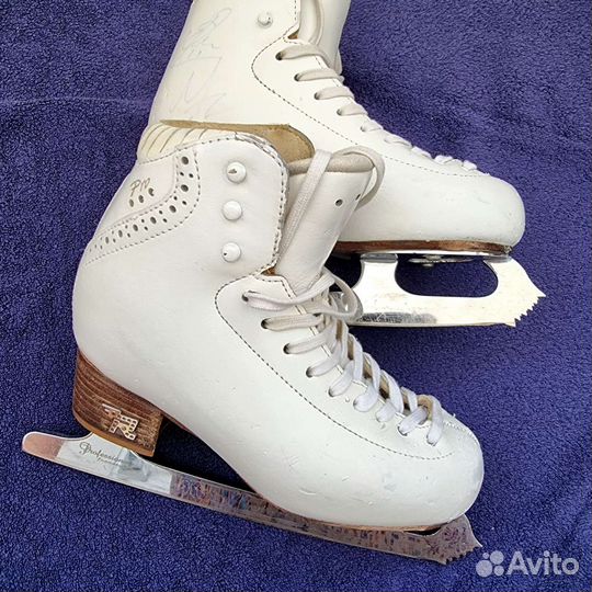 Фигурные коньки risport RF3 pro, 22.5