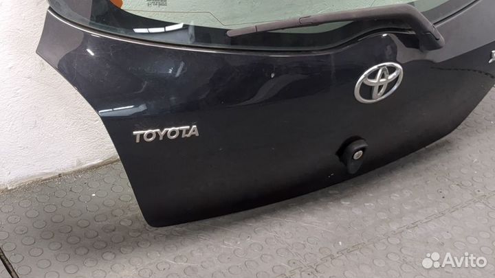 Крышка багажника Toyota Yaris, 2006