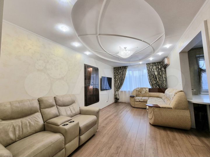 3-к. квартира, 73 м², 3/9 эт.