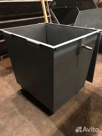 Металлические контеинеры 1,1м3 с НДС