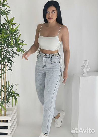 Джинсы новые