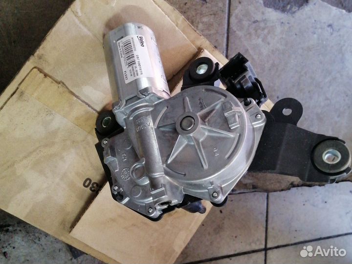 Мотор стеклоочистителя Рено 287100787R