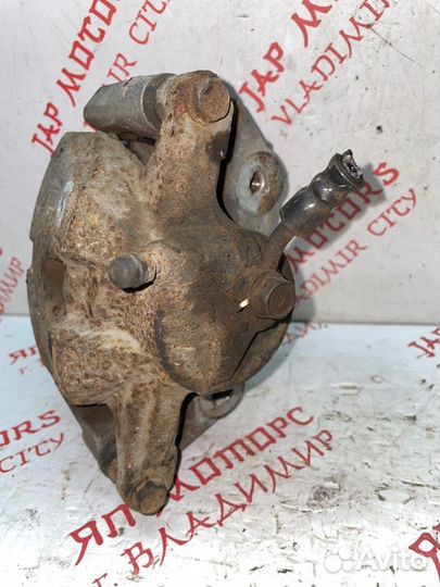 Суппорт тормозной передний левый Lexus Is 250 4GR