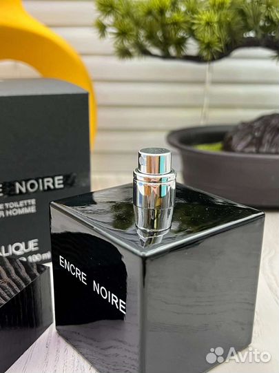 Lalique encre noir