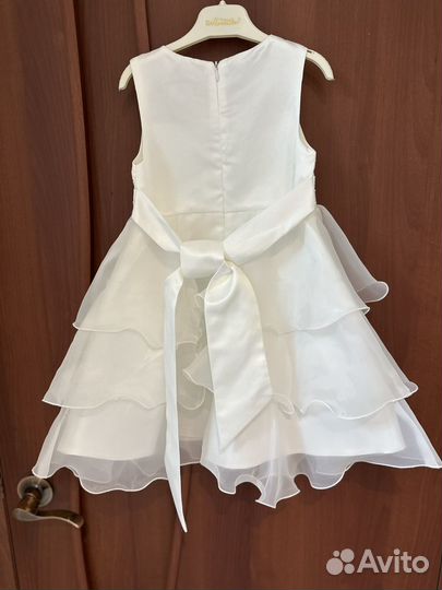 Нарядное платье