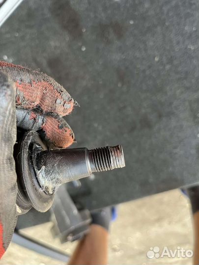 Рычаг с дефектом передний правый Audi A4 B8