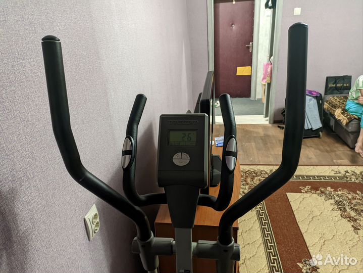 Эллиптический тренажер Torneo