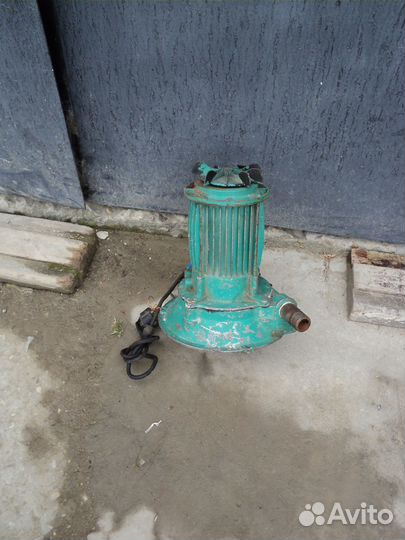 Насос водяной электрический