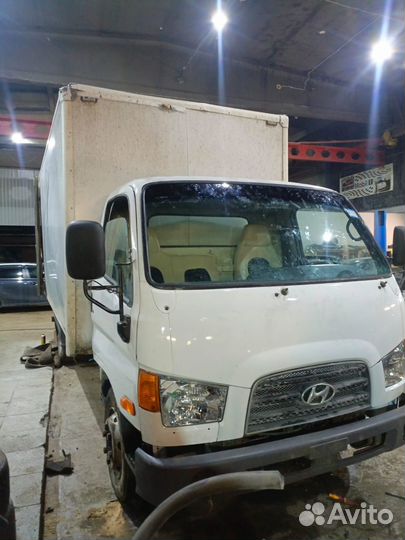 Изотермический фургон 28 м³ Hyundai HD78, 2013