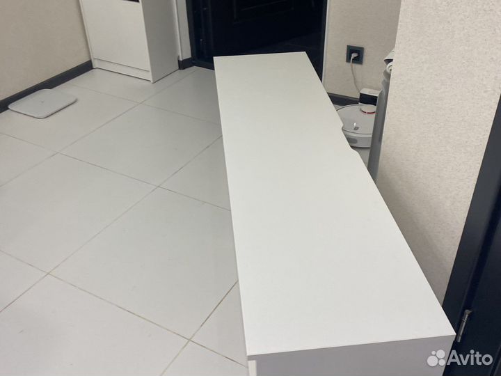 Полка под телевизор IKEA