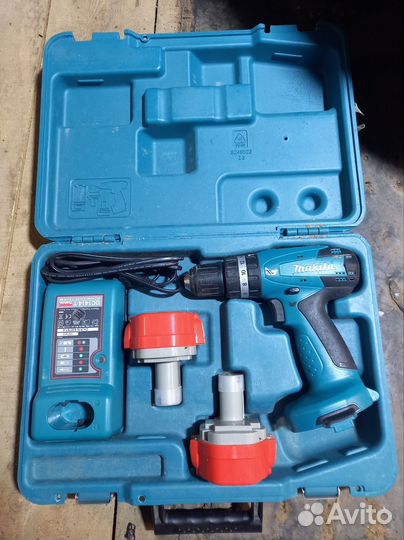 Шуруповерт makita 8281D