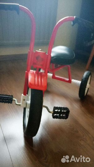 Детский трехколесный велосипед
