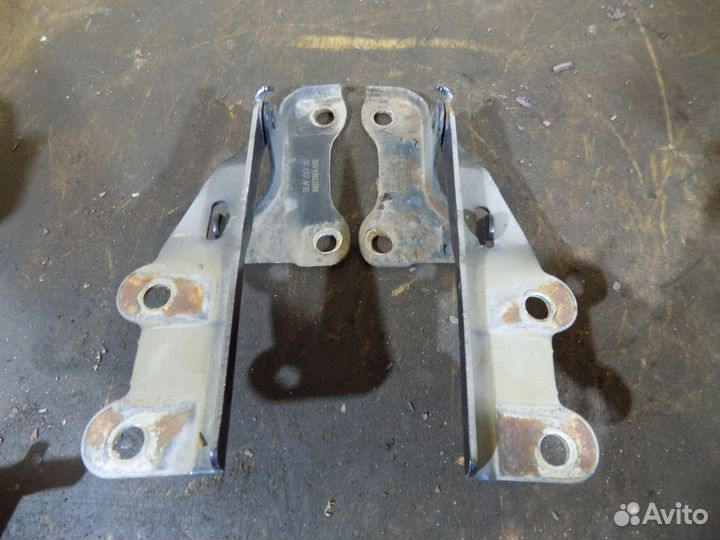 Петли капота Great Wall Hover H3