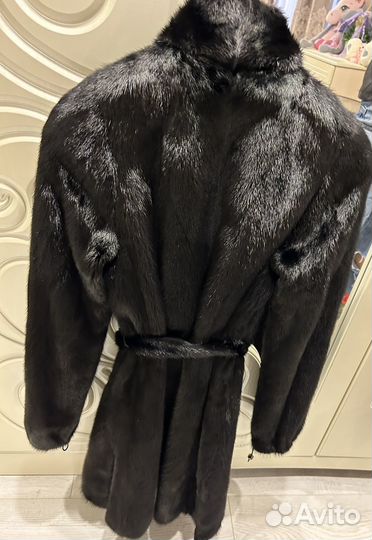 Шуба норковая в состоянии новой люкс мех