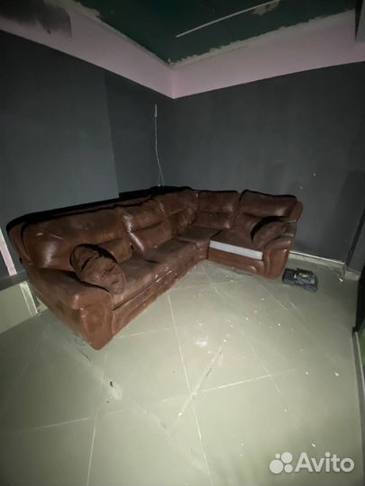 Диван большой угловой