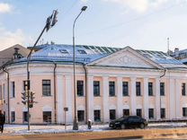 Здание с видом на Кремль продажа