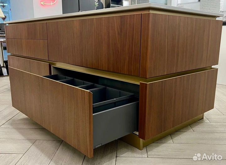 Остров Delinea фабрика Scavolini Италия