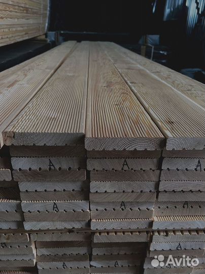 Доски лиственницы 45x145 мм, для разнообразных стр