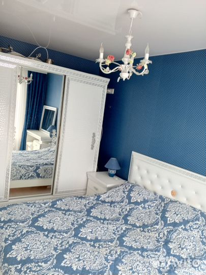 Спальный гарнитур