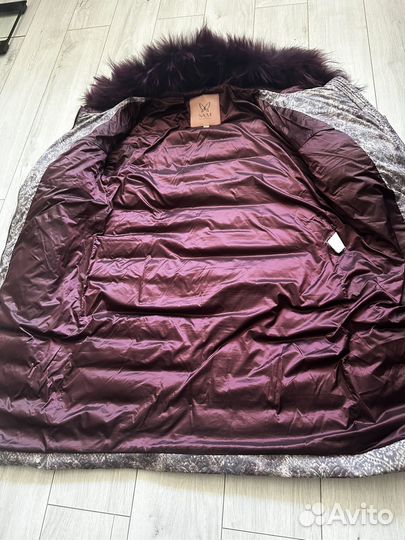 Пуховик женский длинный