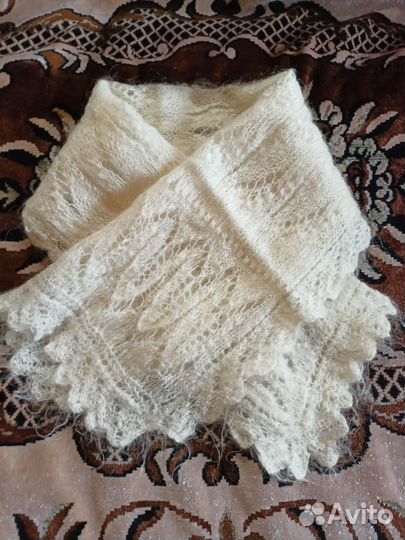 Женский пуховый шарф палантин шаль