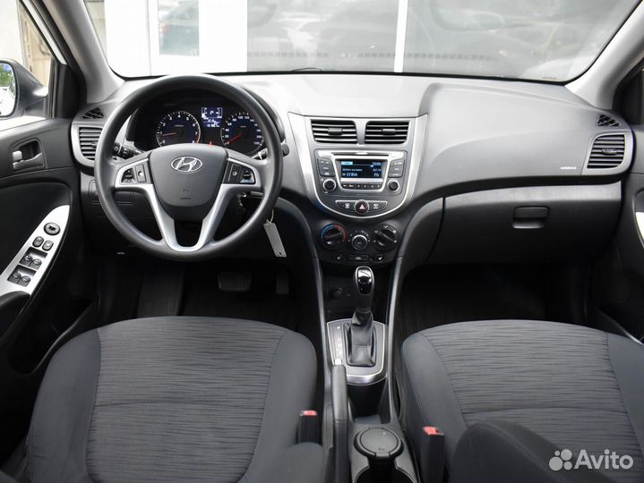 Hyundai Solaris 1.6 AT, 2015, 131 967 км