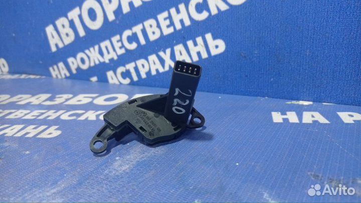 Датчик угла поворота Mercedes-Benz W220 седан 1999