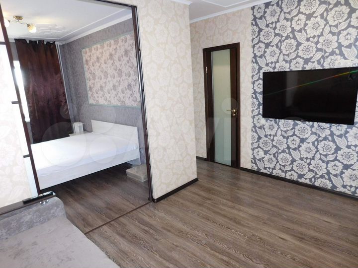 1-к. квартира, 42 м², 3/9 эт.