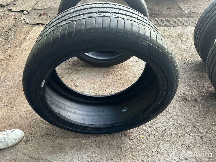 Pirelli P Zero 275/35 R20