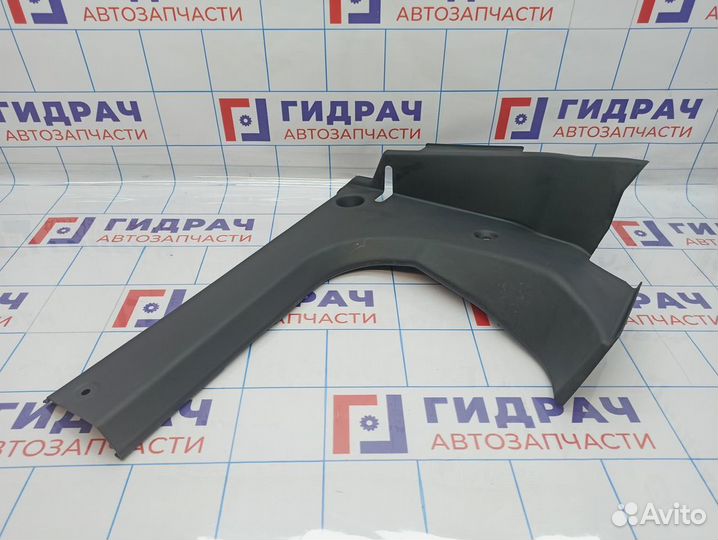 Обшивка багажника левая Nissan Primera (P12) 79921-AV700. Царапины