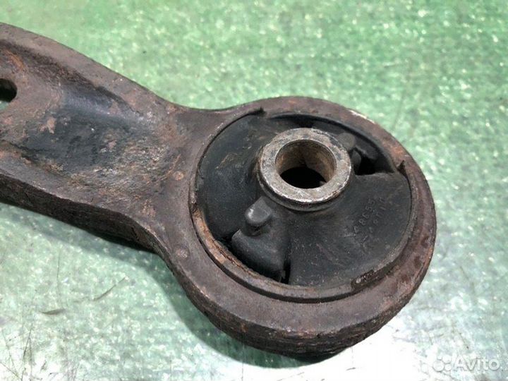 Рычаг передний правый Toyota Harrier MCU15 1MZ-FE