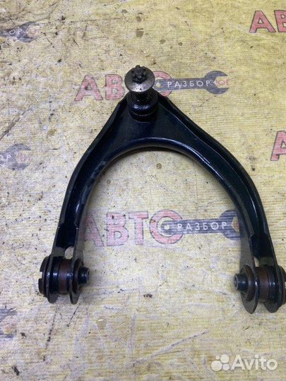 Рычаг подвески передний Toyota Mark X X120 4GR-FSE