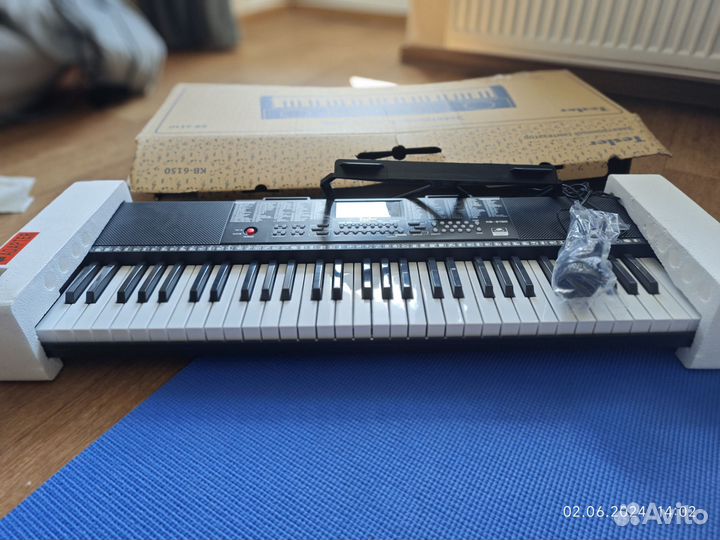 Синтезатор tesler kb 6150