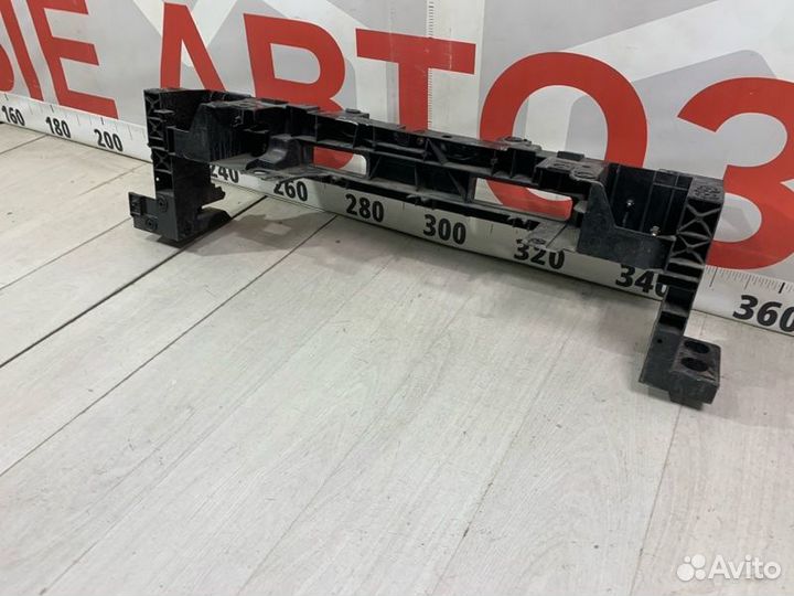 Рамка радиатора передняя Geely Monjaro KX11