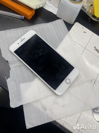 Дисплей на iPhone 8 plus