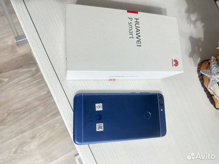 HUAWEI P Smart, 3/32 ГБ