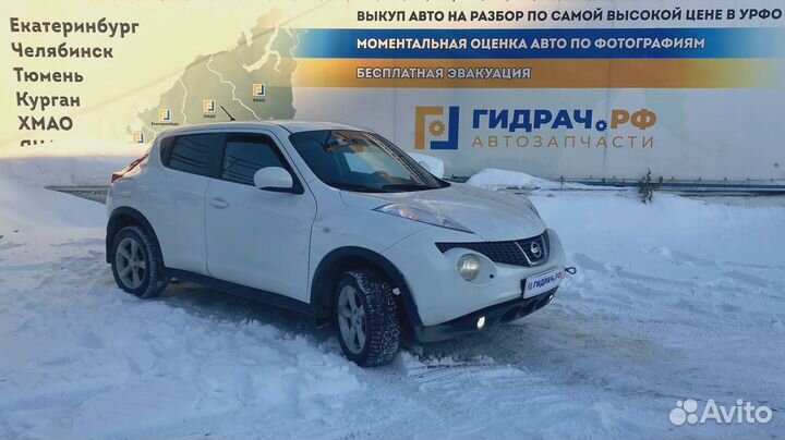 Замок двери задней левой Nissan Juke (YF15) 82501-1KA0A