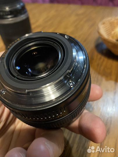 Объектив canon 50mm 1.4 идеал + бленда