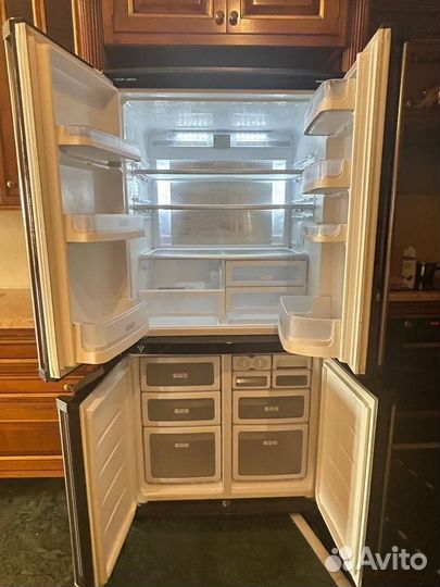 Холодильник sharp