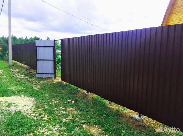 Заборы из профнастила со склада новые