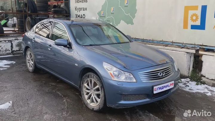 Обшивка багажника правая Infiniti G35 (V36) 84950