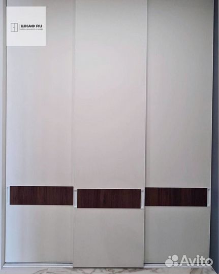 Шкаф распашной с фрезеровкой