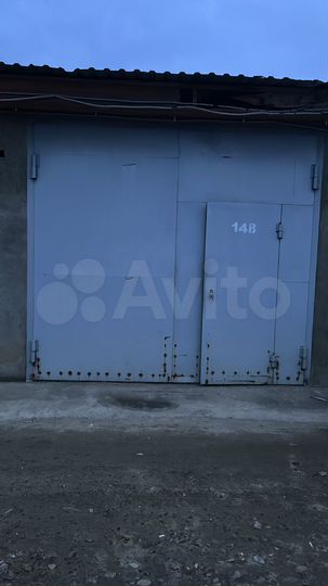 Гараж, > 30 м²