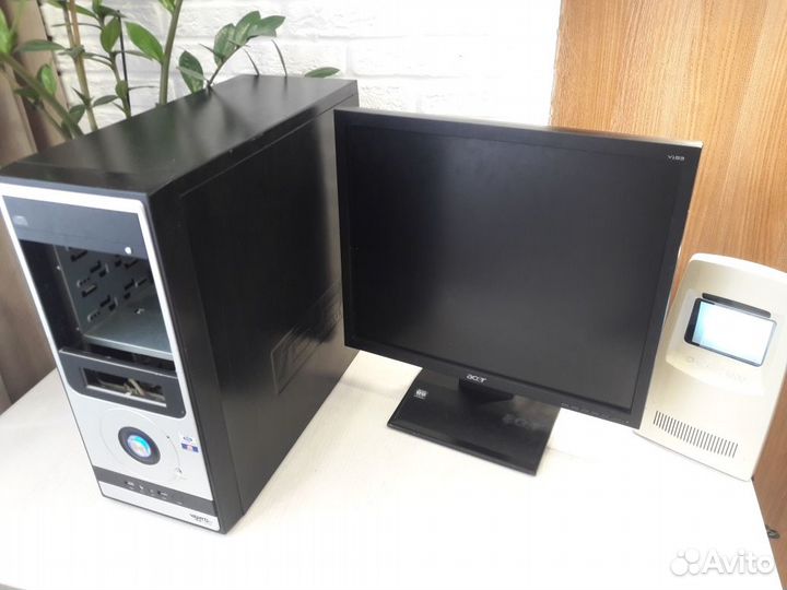 Системный блок и монитор