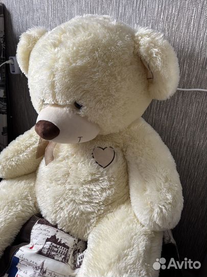 Плюшевый медведь