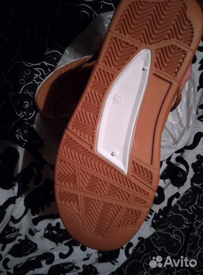 Кроссовки, 38р